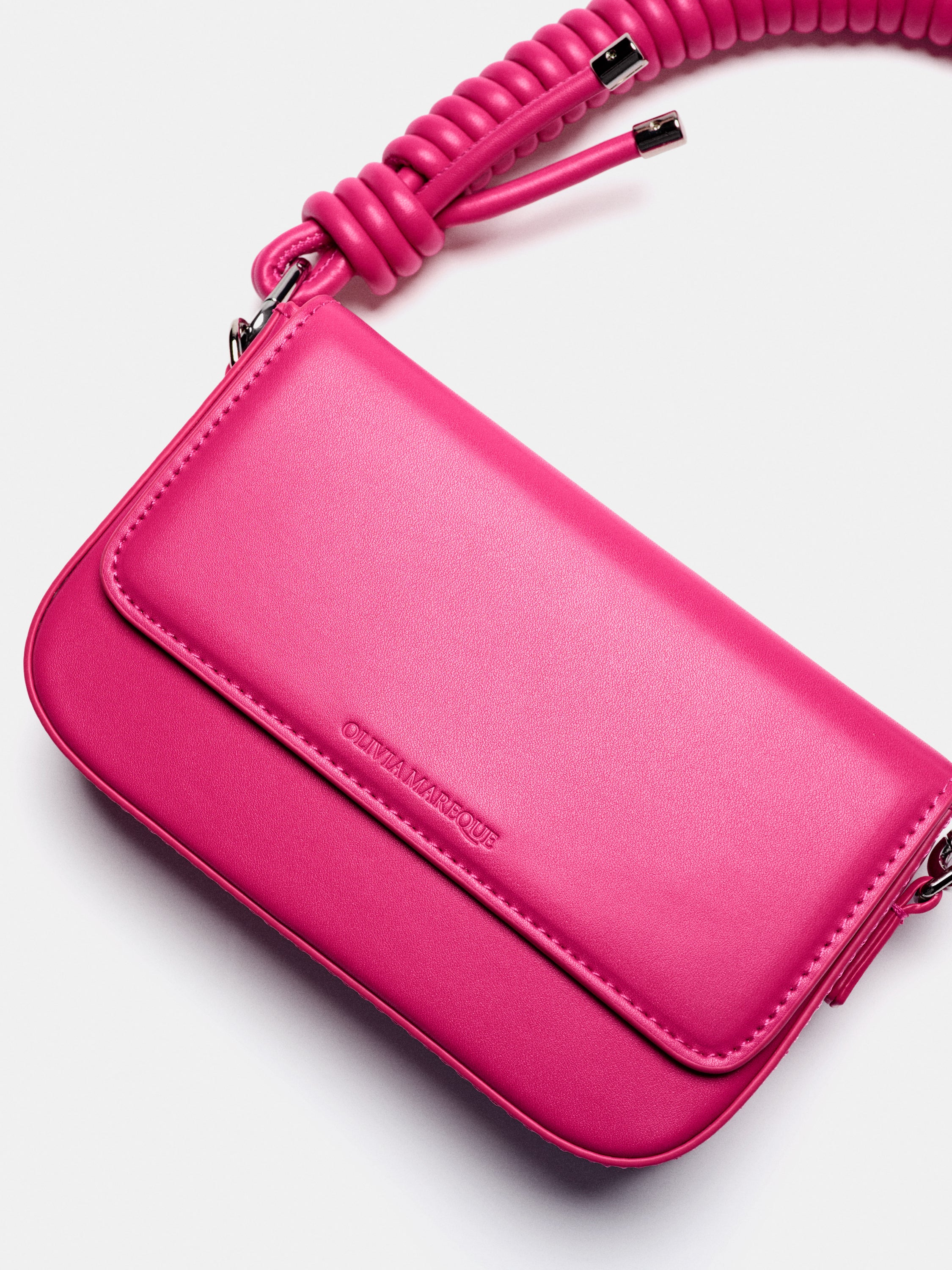 Pantone Fuchsia