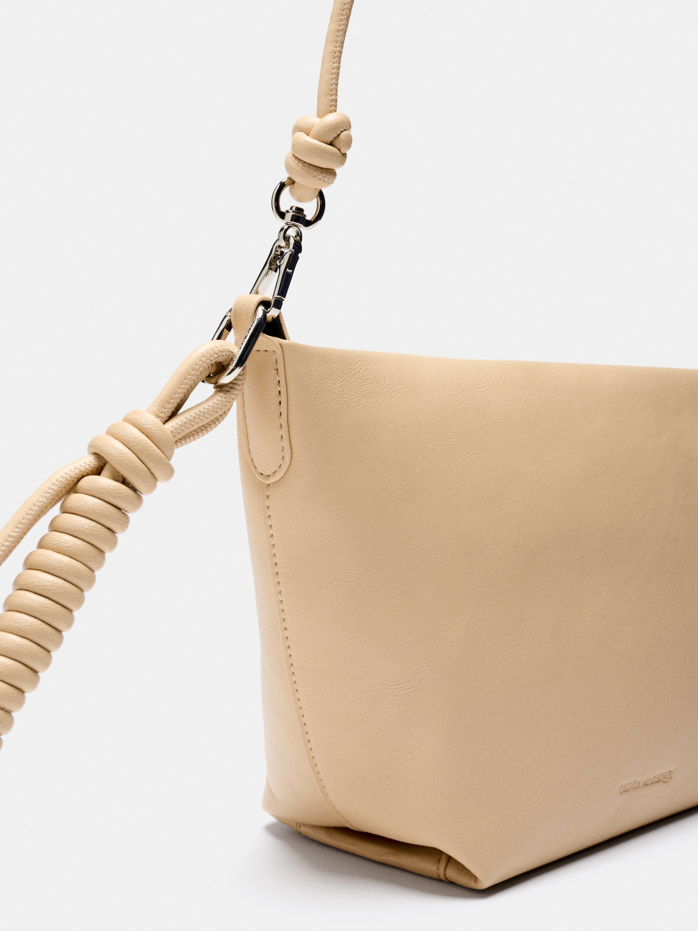 Ares Beige
