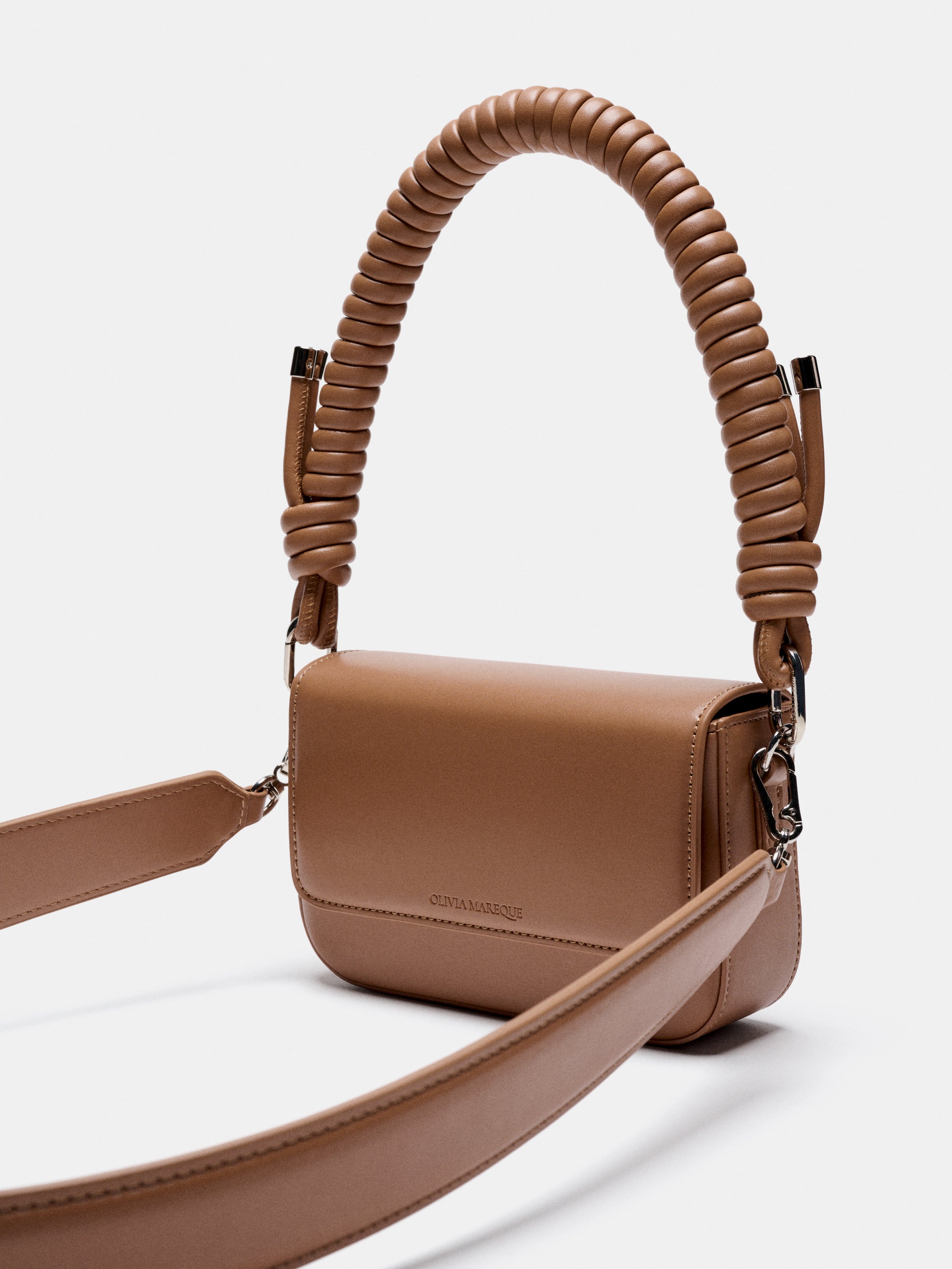 Pantone Mocha MOUSSE
