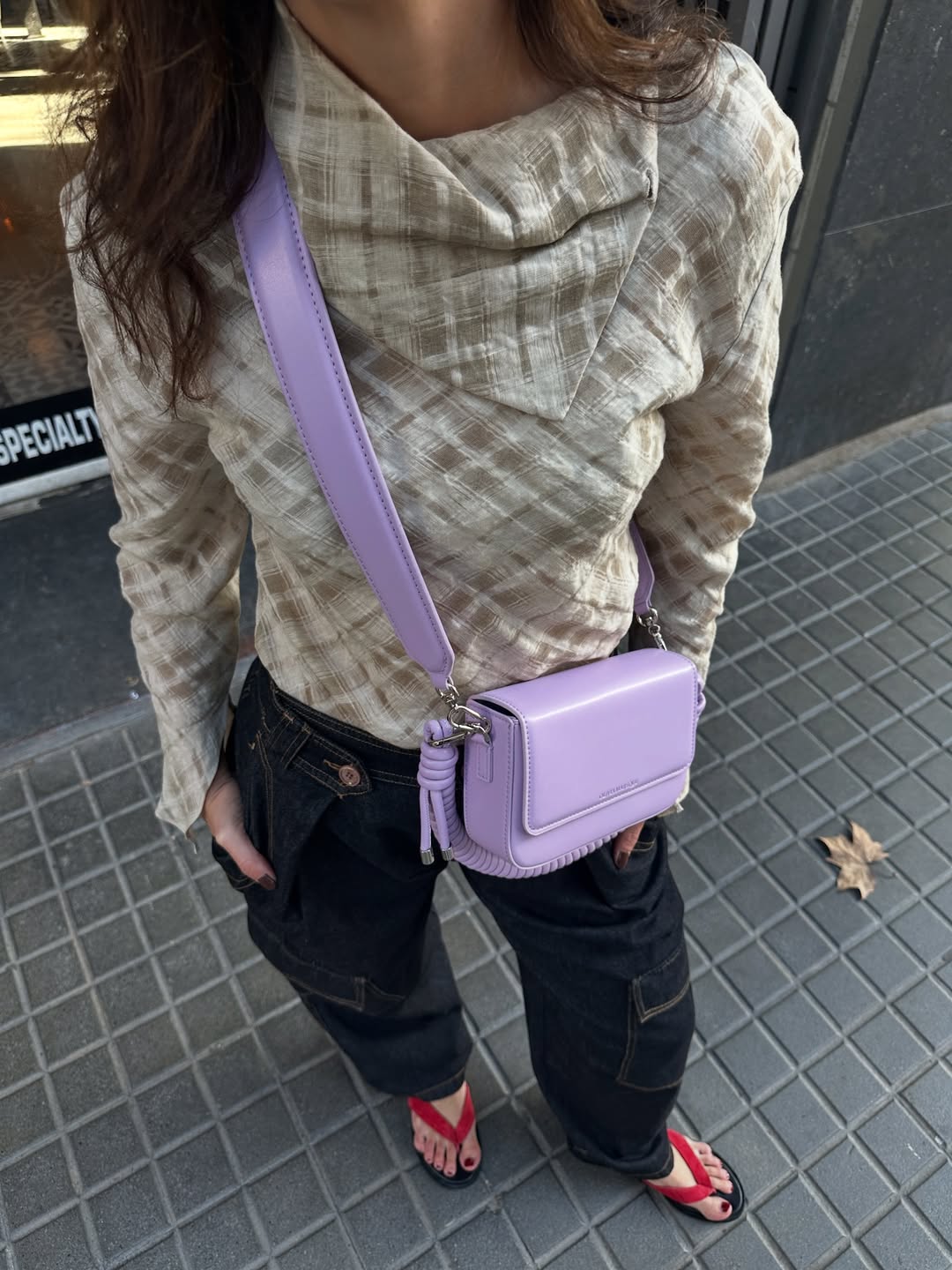Pantone Lila