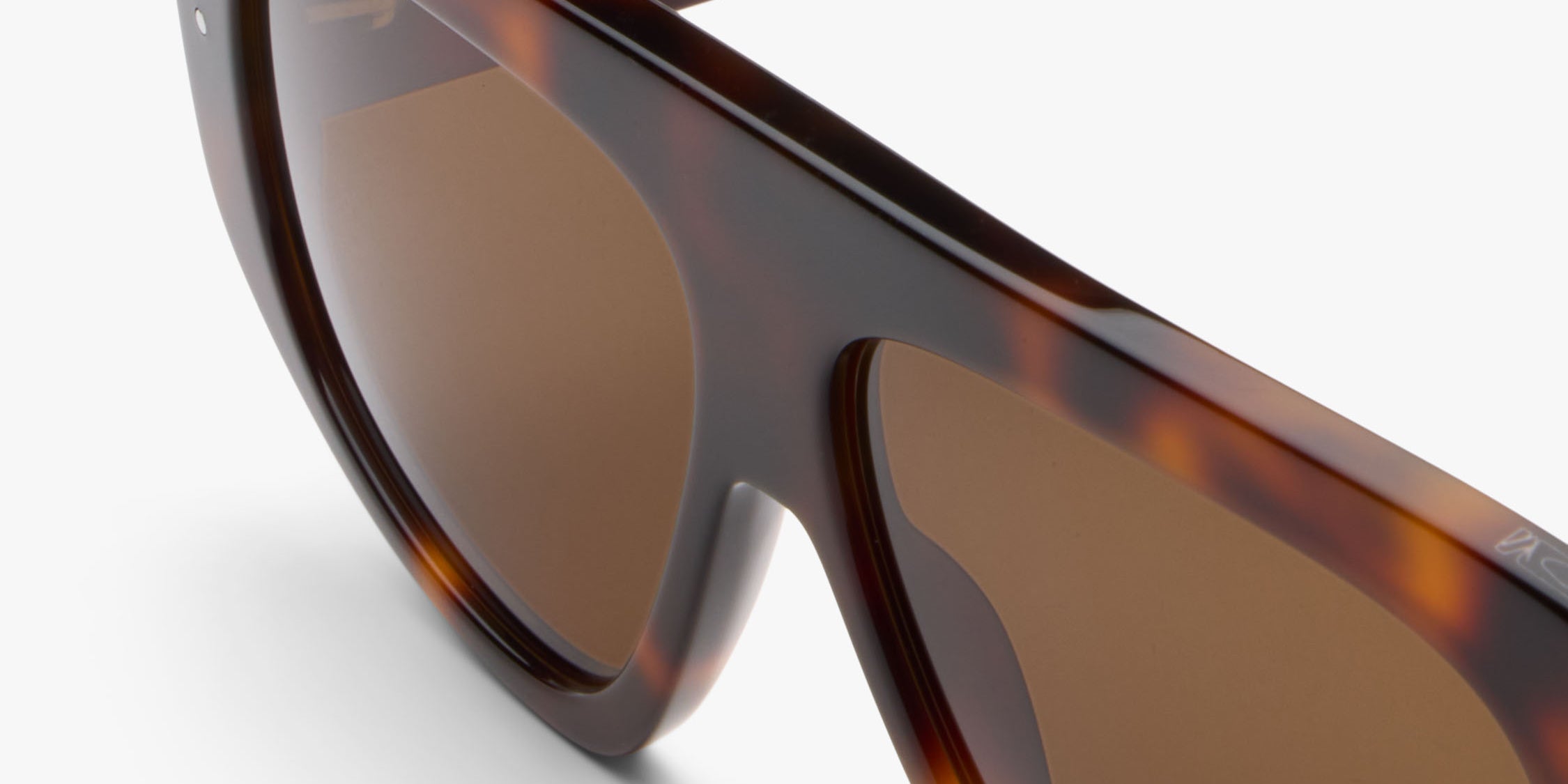 Olma-sol-dark-turtle-brown_02.jpg